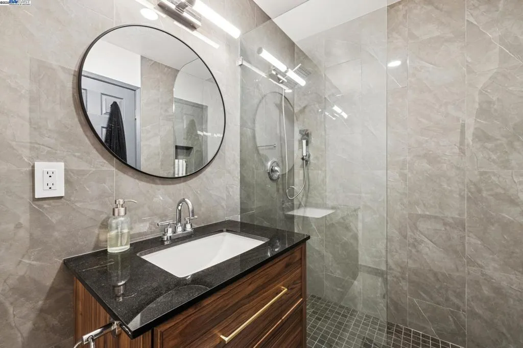 1321 Webster St D116, Alameda, California 94501 home-pic-8